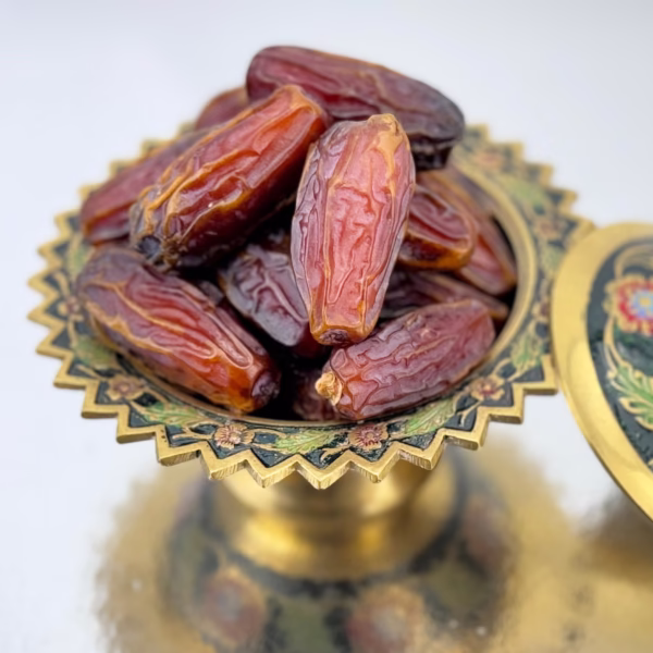 Amber Dates A+ Grade - Image 2