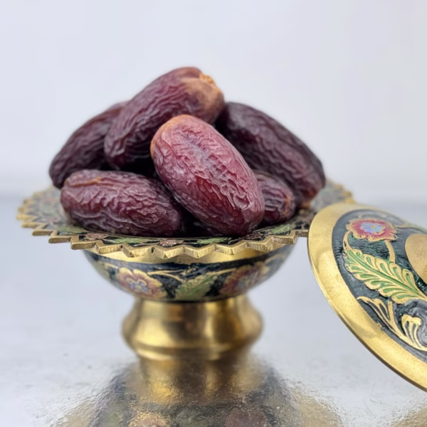 Majdool Dates A+ Grade - Image 5